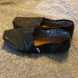 Toms, worn a couple of times in great condition.